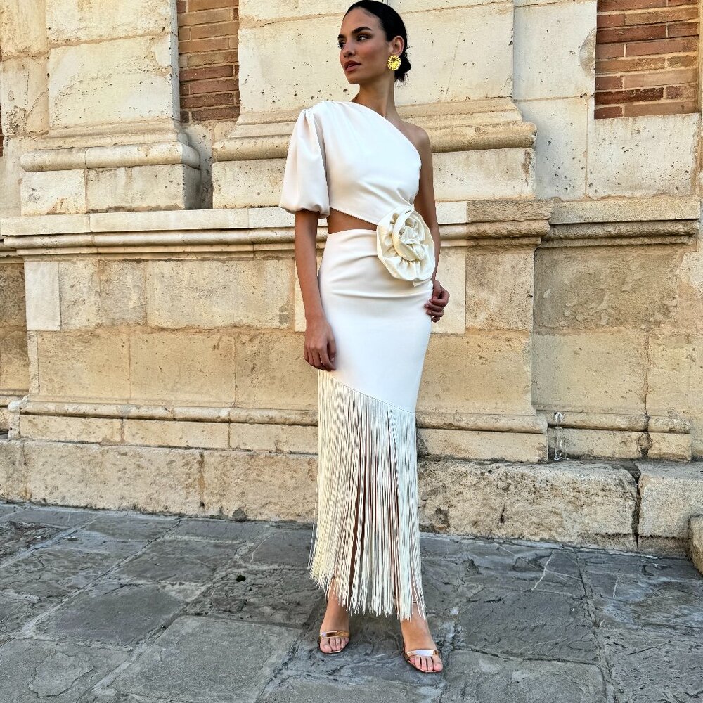5 ⭐️ NWT Elegant Sexy White Fringe Cut Out Shoulder Dress  @The King Kouture XL